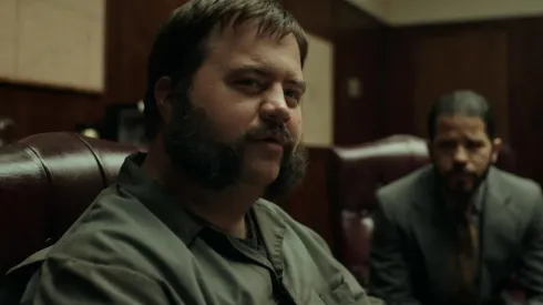 Paul Walter Hauser es Larry D. Hall.
