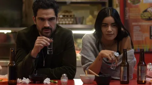 Alfonso Herrera y Paulina Gaitán, protagonistas de Me casé con un idiota (Foto: Videocine)
