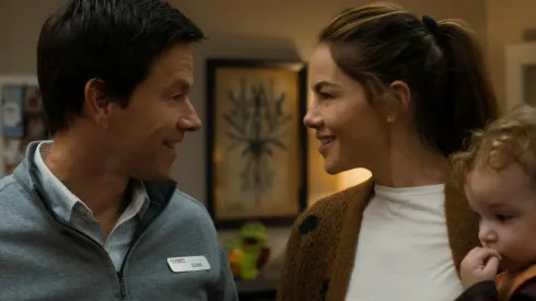 Mark Wahlberg and Michelle Monaghan in 'The Fmaily Plan'
