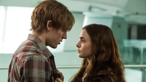 Sam Clalflin and Lily Collins in "Love, Rosie" 
