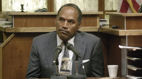 Former NFL star and actor O.J. Simpson in his "road rage" trial before the Miami-Dade County Courtroom October 22, 2001.
