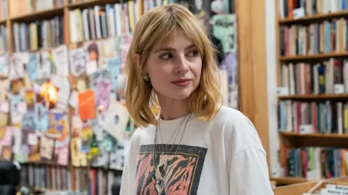Lucy Boynton in The Greatest Hits.
