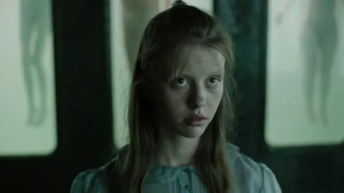 Mia Goth in A Cure for Wellness.
