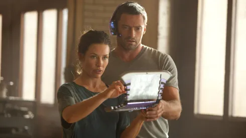 Hugh Jackman and Evangeline Lilly in Real Steel.
