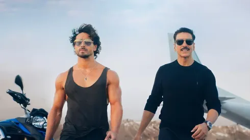 Akshay Kumar and Tiger Shroff in Bade Miyan Chote Miyan.
