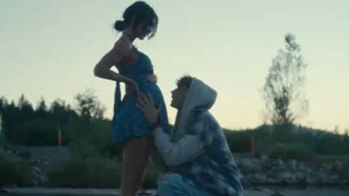 Megan Fox and MGK in his new video "Lonely Road".
