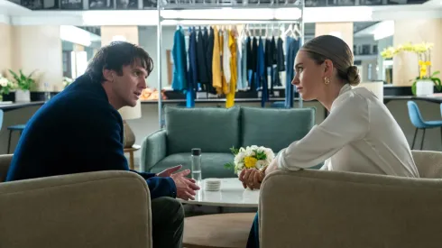 Dan Stevens and Lily James in Swiped (2025)
