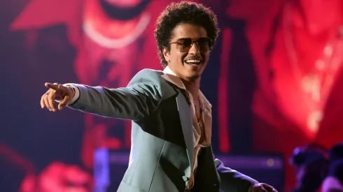 Bruno Mars of Silk Sonic accepts the Best Duo/Group of the Year award onstage at the 2022 iHeartRadio Music Awards at The Shrine Auditorium in Los Angeles, California on March 22, 2022. Broadcasted live on FOX. (Photo by Rich Fury/Getty Images for iHeartRadio)
