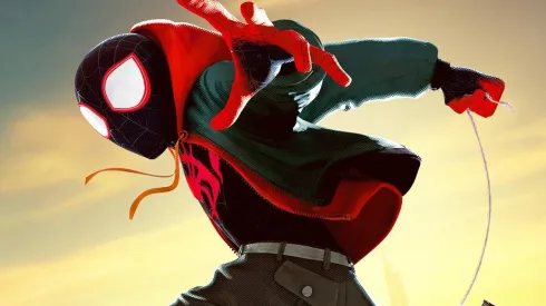 Quién es Miles Morales y cómo se convierte en Spider-Man.
