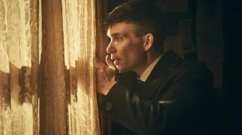 Cillian Murphy como Tommy Shelby
