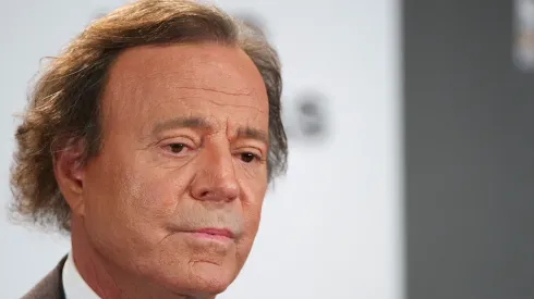 Julio Iglesias
