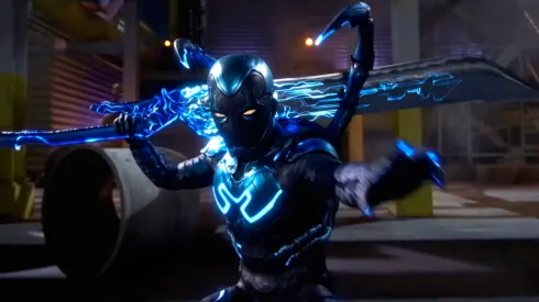 Xolo Maridueña es Jaime Reyes en la película de Blue Beetle.
