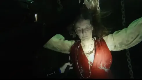 Esta película mantiene al espectador al borde del asiento.
