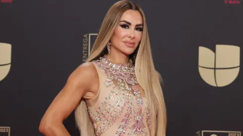 Ninel Conde regresó a ser tendencia en redes sociales debido a su apariencia.
