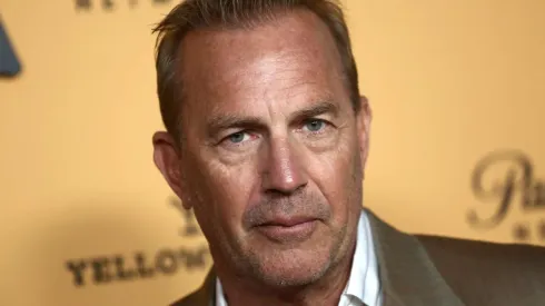 Kevin Costner es John Dutton, el protagonista de Yellowstone.
