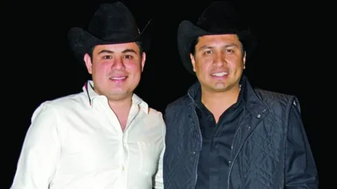 Julión Álvarez y Alfredo Olivas se presentan en el Estadio Banorte 2024.
