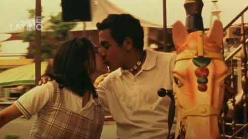 Amarte duele fue todo un éxito en su tiempo gracias a una combinación de factores, entre los que destaca su música.
