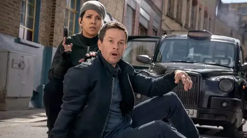 Mark Wahlberg y Halle Berry, protagonistas de El Sindicato.
