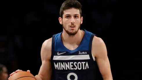 Leandro Bolmaro con Minnesota Timberwolves
