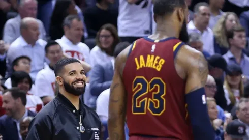 LeBron James y Drake.
