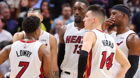 Kyle Lowry, Tyler Herro, Jimmy Butler y Bam Adebayo.
