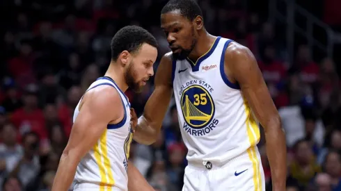 Stephen Curry y Kevin Durant.
