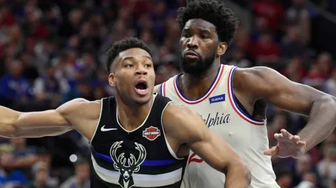 Giannis Antetokounmpo y Joel Embiid.
