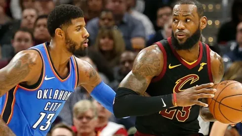 Paul George y LeBron James.
