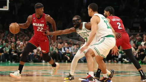 Jimmy Butler anotó 35 puntos en la victoria de  los Miami Heat en el TD Garden.
