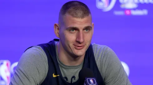 Nikola Jokić en conferencia de prensa previa a las Finales de la NBA.
