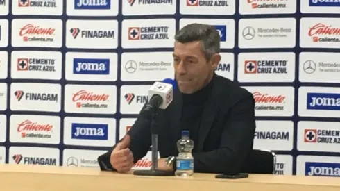 Caixinha atendió a los medios esta noche. (Archivo)
