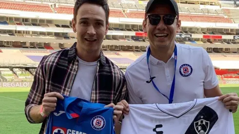 Zombie de Club de Cuervos se llevó la de Cruz Azul.
