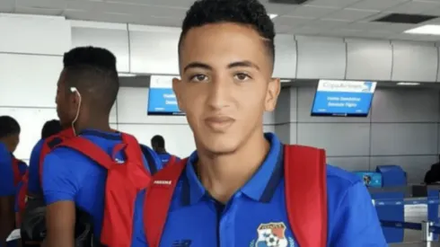 Ángel Orelién con la Selección de Panamá.
