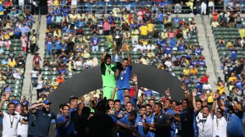 ¡CRUZ AZUL SUPERCAMPEÓN! Goleó a Necaxa y se quedó con la Supercopa MX