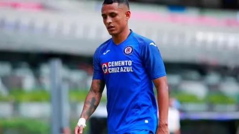 Yotún será operado nuevamente y es baja en Cruz Azul hasta mayo