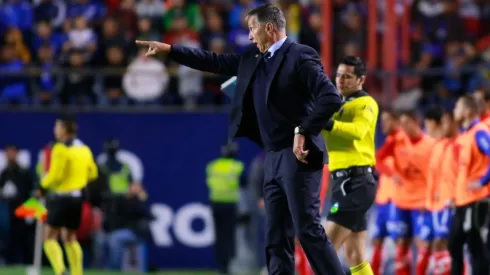 Siboldi quiere volver a jugar: "Si Cruz Azul es campeón que sea en cancha"