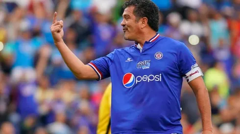 "Cruz Azul no está salado, está hipersalado": Carlos Hermosillo