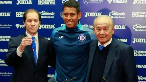 Ordiales está a cargo de las decisiones en Cruz Azul sin Billy al mando