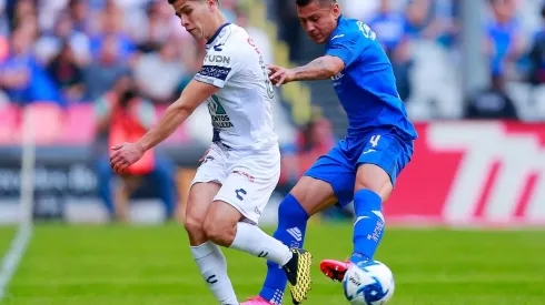 Cruz Azul usará su uniforme principal celeste para recibir a un Pachuca que vestirá completo de blanco
