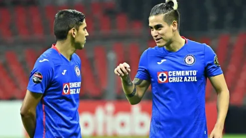 Alexis Peña en un partido con Cruz Azul
