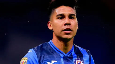 Pol Fernández tiene contrato vigente con Cruz Azul.
