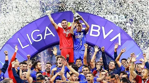 Cruz Azul se consagró Campeón de la Liga MX el 30 de mayo del 2021.
