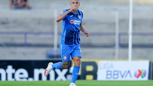 Piojo Alvarado cuando militaba en Cruz Azul
