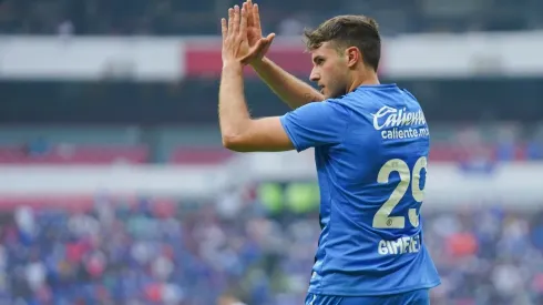 Giménez celebrando su gol ante Atlas.
