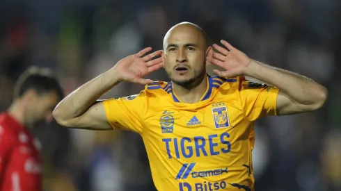 Carlos González aún es jugador de Tigres.
