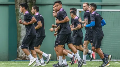 Los cementeros volvieron a los trabajos diarios este lunes
