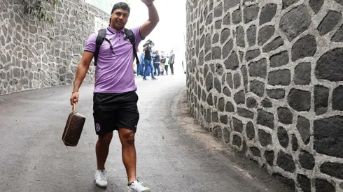 Morales a la llegada del Estadio Azteca.
