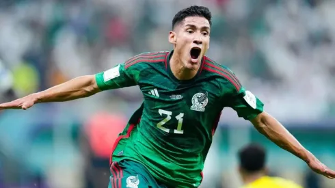 Uriel Antuna durante el partido entre México y Arabia Saudita
