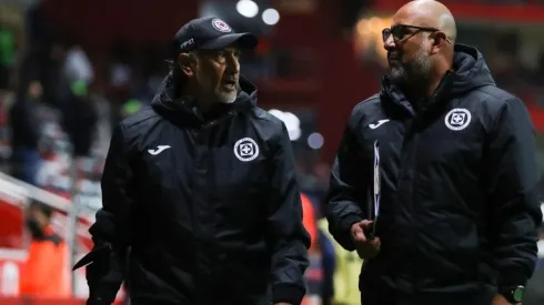 Raúl Gutiérrez en el partido de Cruz Azul
