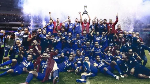Cruz Azul se ha ido devaluando considerablemente desde la conquista de la
